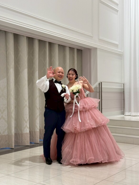 実例写真！カラードレス ピンク キャミソール ビロード キラキラチュール 可愛い 編み上げ 憧れのドレス 花嫁