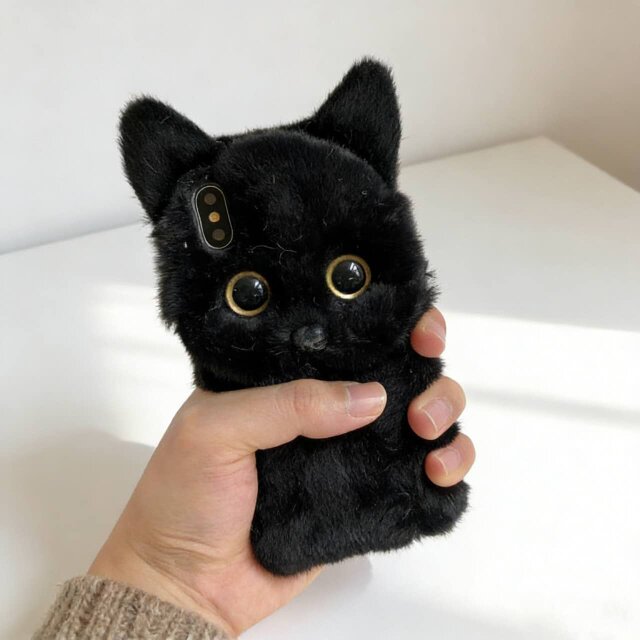 黒猫 ふわふわ立体スマホケース｜iPhone17/16・Galaxy・Pixel 全機種