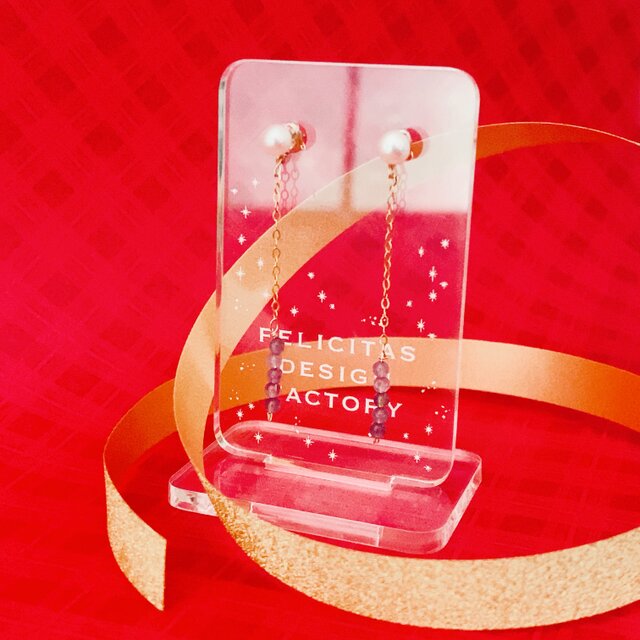 BOX & アクリルスタンド付 ：パールと天然石の3wayピアス　クリスマス限定価格12/21まで