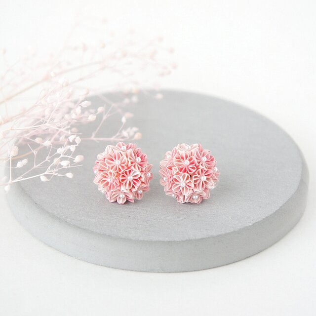 スタッドピアス「 桜と木もれ日 」 春 春色 ピンク色 ピンク 桜色 春の花 和装  着物 チタン製 金属アレルギー対応