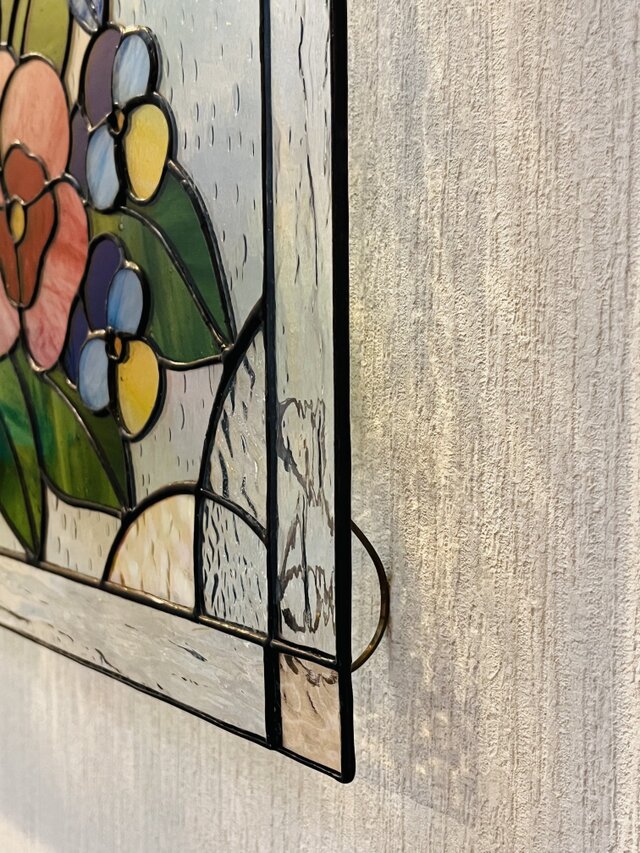 ステンドグラスのパネル『パンジー』 | iichi 日々の暮らしを心地よく