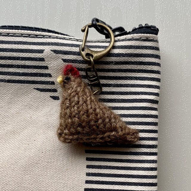 鶏のキーホルダー②（ブラウン）