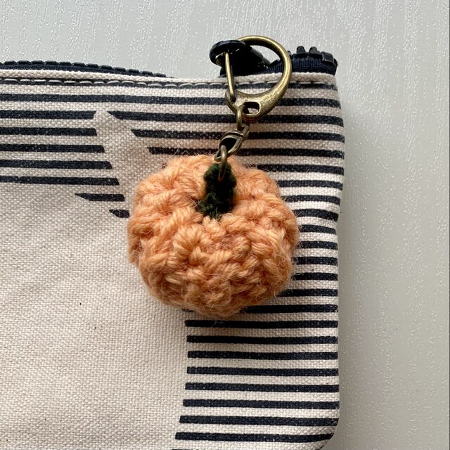 かぼちゃのキーホルダー④（オレンジ）