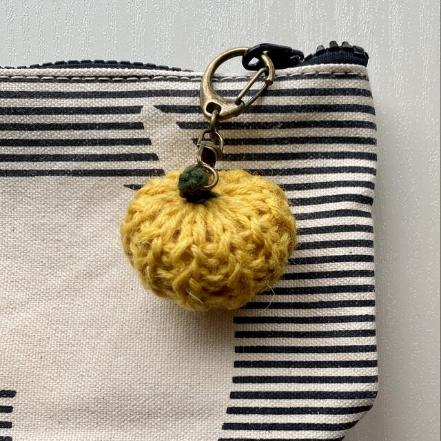 かぼちゃのキーホルダー⑤（イエロー）