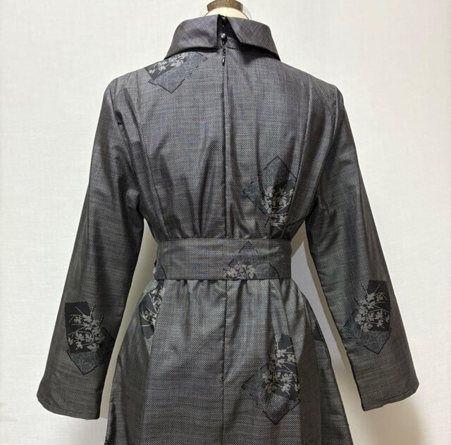 着物リメイク 大島紬花柄ワンピース ロング ロールカラー ゆったり L