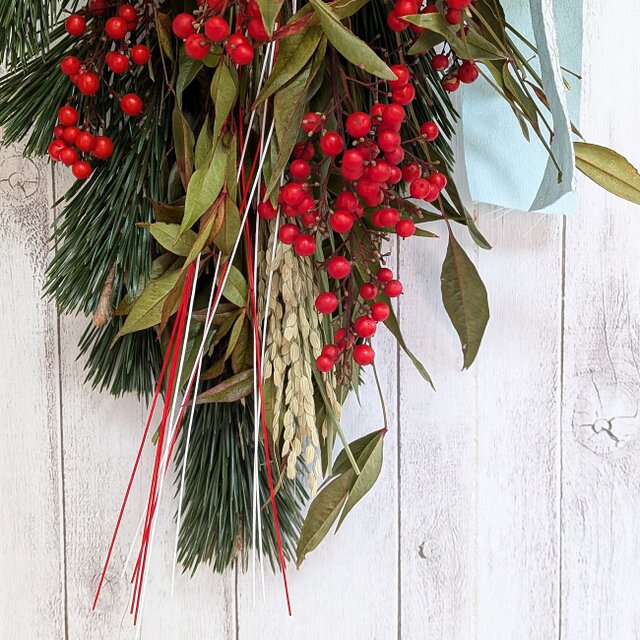 若松と南天の正月飾り | iichi 日々の暮らしを心地よくする