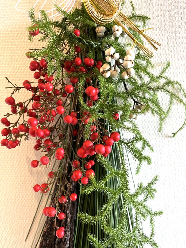 ♢受注制作♢ 大王松の紅白お正月飾り | iichi 日々の暮らしを心地よく