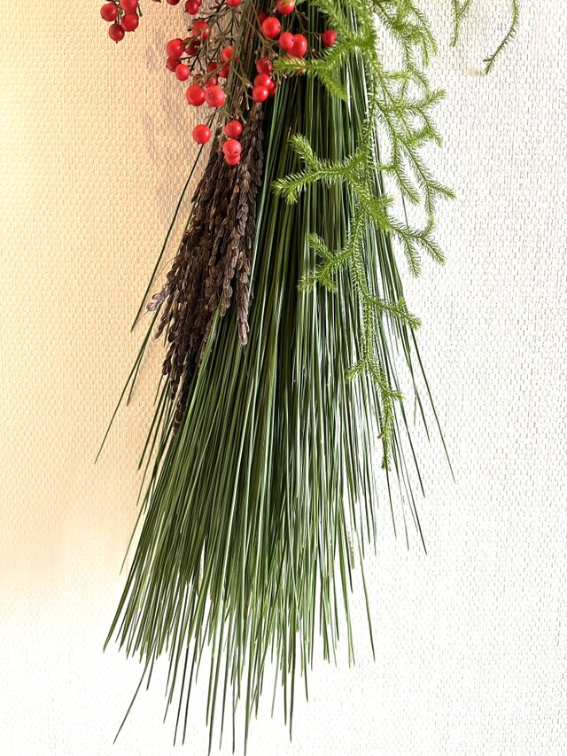 ♢受注制作♢ 大王松の紅白お正月飾り | iichi 日々の暮らしを心地よく