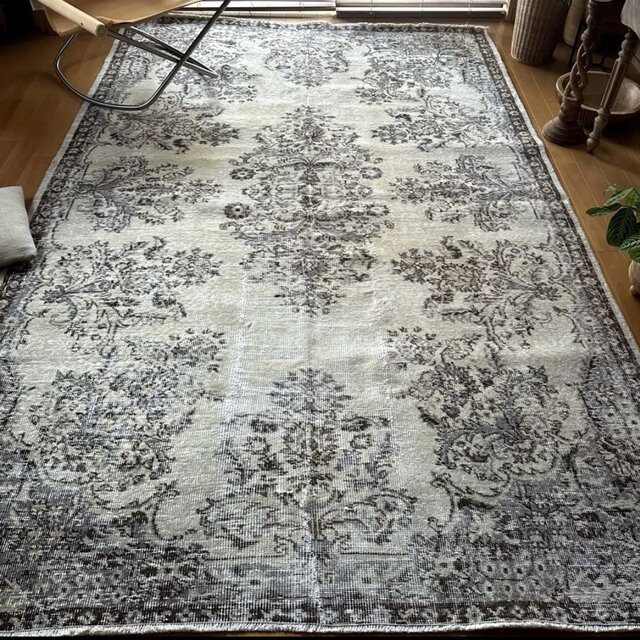 美品　超大判167×257 グレイ×クリーム　ボタニカル　トルコヴィンテージラグ 美品 超大判167×257 グレイ×クリーム ボタニカル トルコヴィンテージ