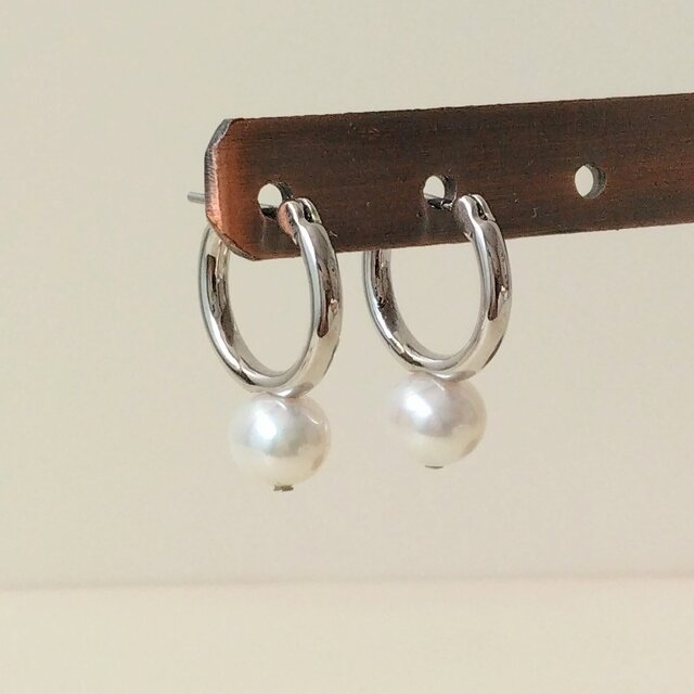 淡水パールフープピアス（ステンレスポスト）