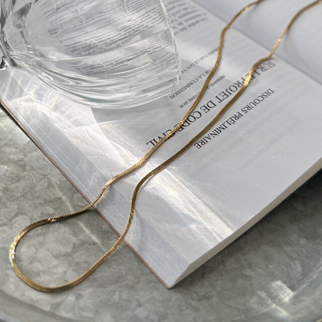 NT17-【 TRIFARI 】トリファリ・ヴィンテージネックレス Gold Tone Flat Chain