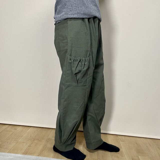 サイドポケットパンツ ワイドロング（後ろポケット付き）【やわらか