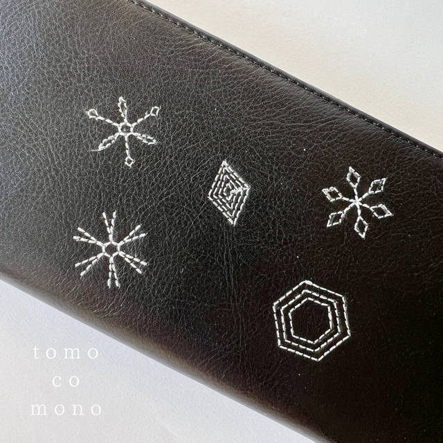 刺繍革財布『Ricca六花』牛革BLACK（牛革）：雅 | iichi 日々の暮らし