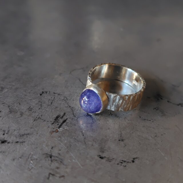 タンザナイトシルバーリング#13.5〜14 | iichi 日々の暮らしを心地よく
