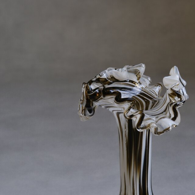 V.S.M. Florence】イタリア製 / ヴィンテージ / ガラス花瓶 / スモーク