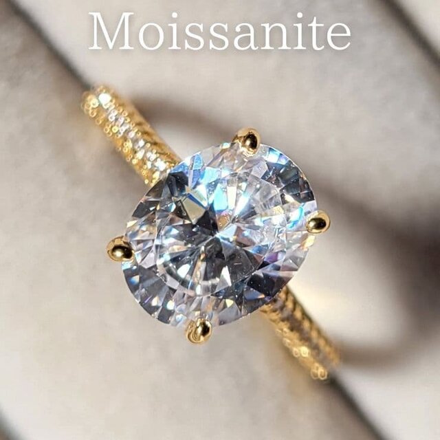 最高品質 モアサナイト 人工ダイヤ オーバルダイヤ リング ゴールド