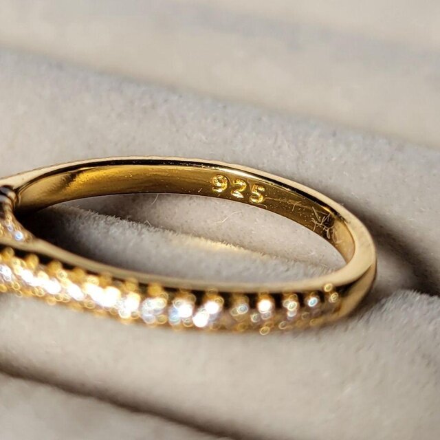 最高品質 モアサナイト 人工ダイヤ オーバルダイヤ リング ゴールド