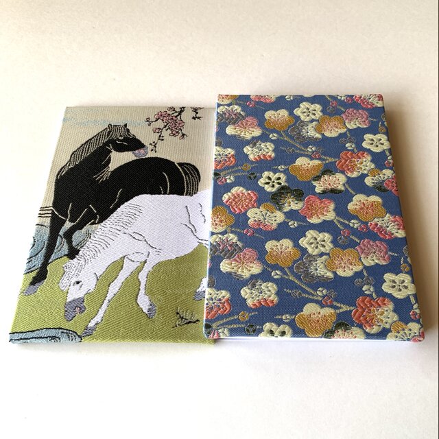 北尾重政 　　紅梅と馬 参考展示品】『梅樹下の馬』 北尾重政御朱印帳 美術名画御朱印帳 B6