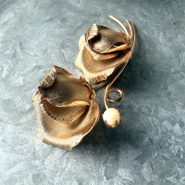 SC145-ヴィンテージブローチ U.S.A. pearl fine gold finish double