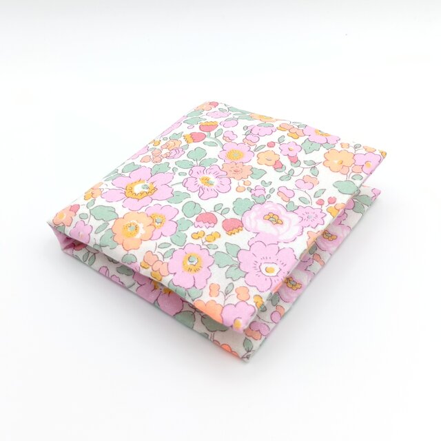 リバティ 携帯ティッシュケース BOXティッシュから詰替え ベッツィ