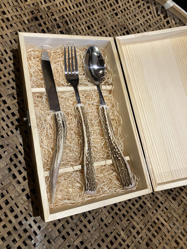 鹿の角 カトラリーセット | iichi 日々の暮らしを心地よくする