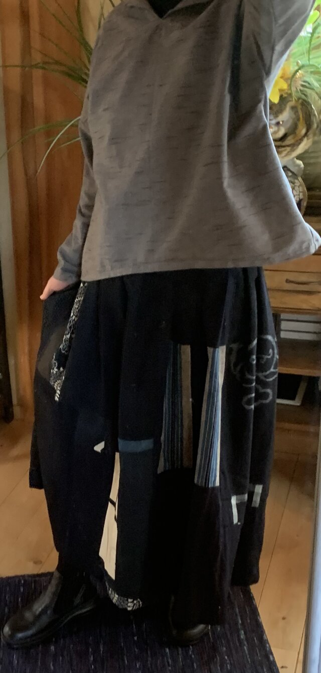 古布のパッチワークギャザースカート 古布パッチワークギャザースカート | iichi 日々の暮らしを心地よく