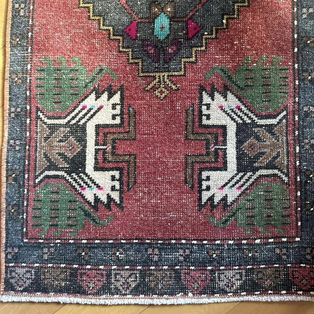 48×102 深みある赤茶色×グレイ メダリオン トルコヴィンテージラグ