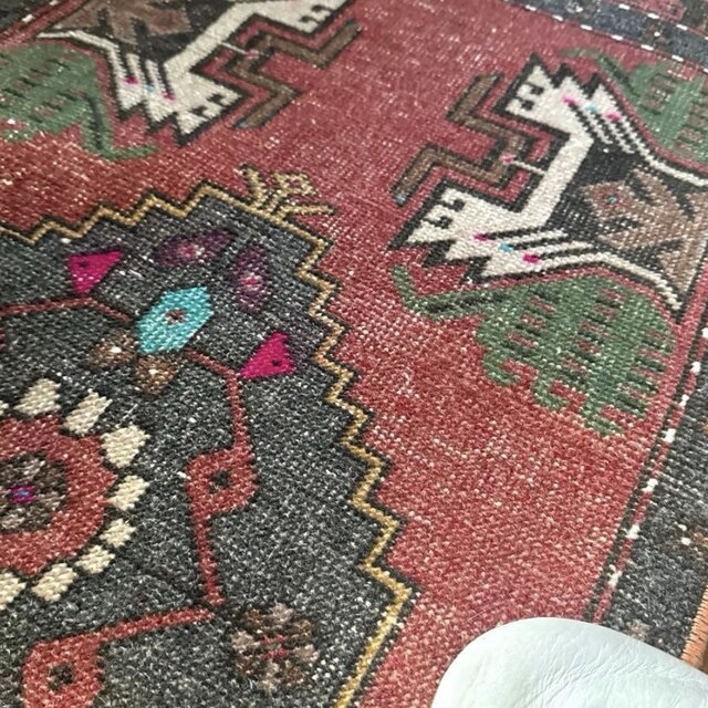 48×102 深みある赤茶色×グレイ メダリオン トルコヴィンテージラグ