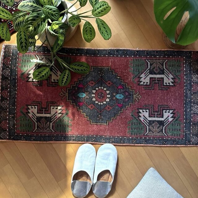 48×102 深みある赤茶色×グレイ メダリオン トルコヴィンテージラグ