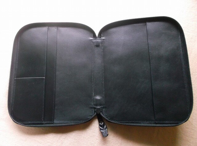 レザーブックカバー ラウンドファスナータイプ 単行本サイズ | iichi