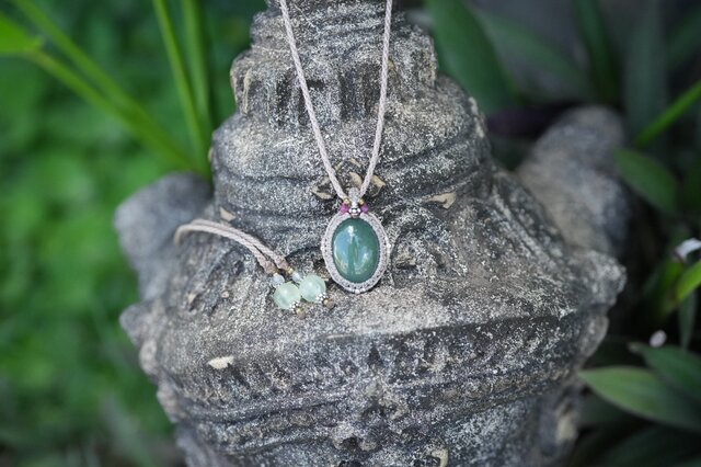 深い緑ミャンマーJede☆翡翠☆ マクラメネックレス1952 | iichi 日々の