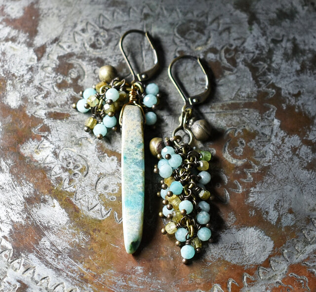 氷柱ジャスパーとたわわなアマゾナイト＆トルマリン、民族鈴のアンシ