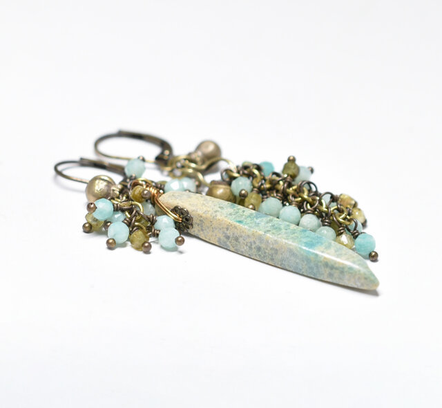 氷柱ジャスパーとたわわなアマゾナイト＆トルマリン、民族鈴のアンシ