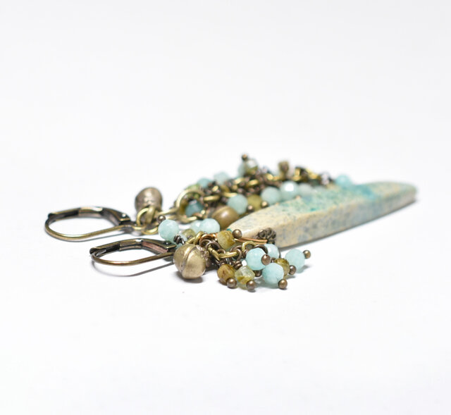 氷柱ジャスパーとたわわなアマゾナイト＆トルマリン、民族鈴のアンシ