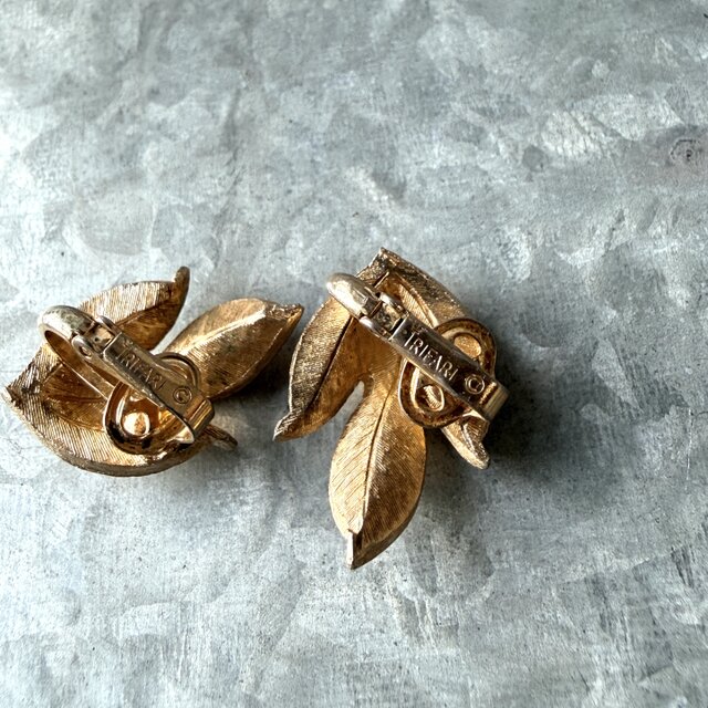 YT56-【 Crown TRIFARI 】クラウントリファリ・ヴィンテージイリング