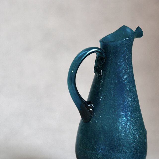 青いガラス製ピッチャー Amazon | ガラス製水差し 青いガラス製ピッチャー 蓋とハンドル付き お