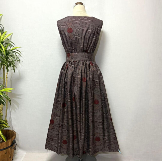 着物リメイク 大島紬花柄ワンピース 2WAY ジャンパースカート ふんわり