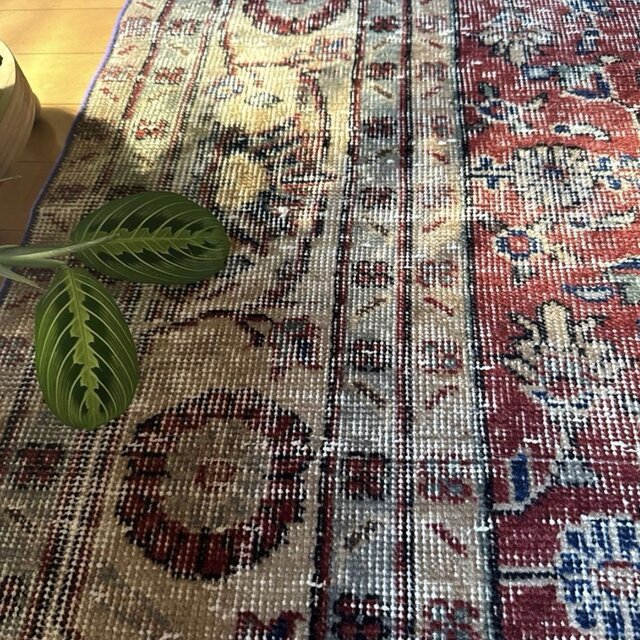 104×154 深みある赤色のボタニカル柄 擦れシャビー トルコヴィンテージ