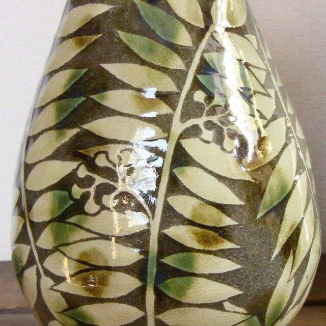 ななかまど三彩鶏冠壷 | iichi 日々の暮らしを心地よくする