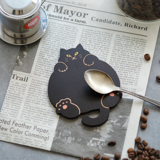 猫雑貨・ねこまみれ｜木製コースター/プレート【 腹見せ のあにゃん