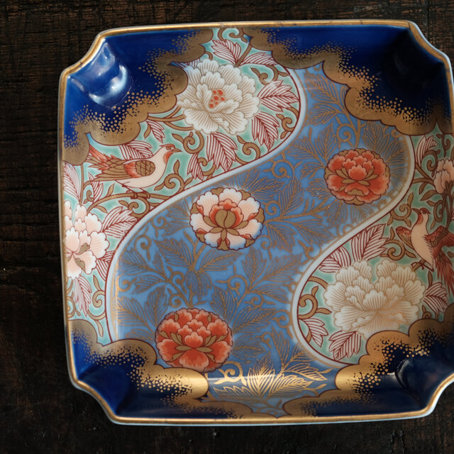 ゴージャスな色彩◇有田焼 深川製磁 花鳥文色絵金彩正方皿 和食器 高級