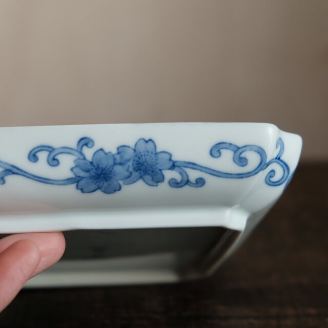 ゴージャスな色彩◇有田焼 深川製磁 花鳥文色絵金彩正方皿 和食器 高級