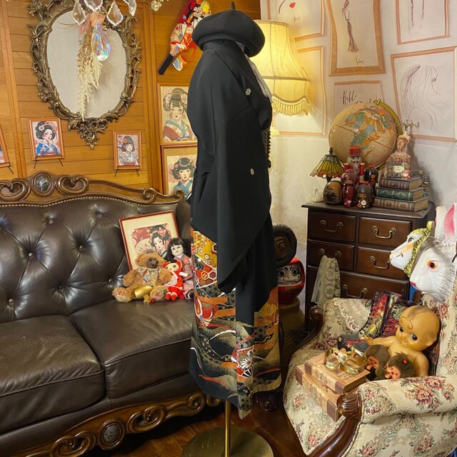 黒留袖 着物 リメイク ワンピース ドレス セミロング 和洋折衷 洗える 化繊 ハンドメイド レトロ 古着 虹光の翼と極彩の花園 TKW-115 黒留袖 着物 リメイク ワンピース ドレス セミロング 和洋折衷 洗える