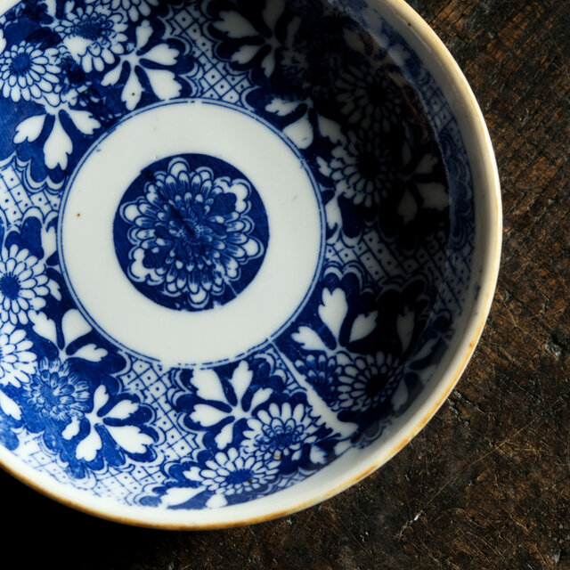 菊尽くし◇時代物 菊文印判皿 骨董・antiques 古道具 丁寧な暮らしに