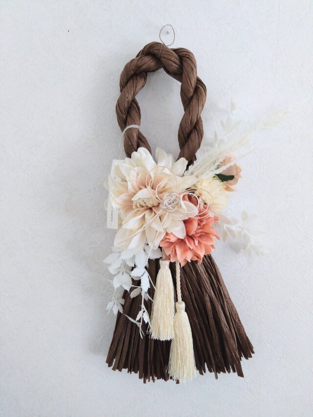 フレンチなお洒落しめ縄リースで新年を迎えませんか？（ブラウン