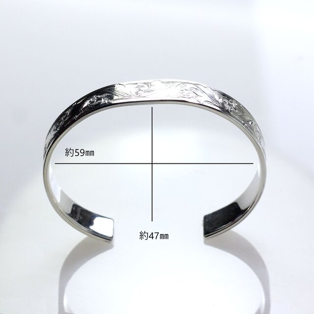 Sv925 手彫り・アラベスク柄バングル 10㎜幅 | iichi 日々の暮らしを