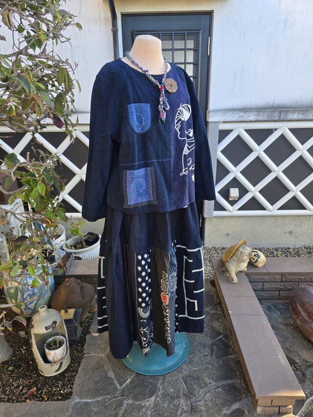 着物リメイク 半纏 藍無地 雪ん子など パッチワーク スカート | iichi