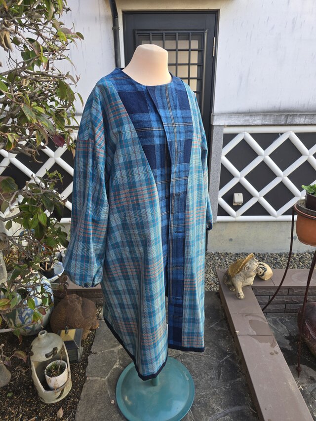 着物リメイク 筒描きとチェックの木綿 コート 絹の裏地付き | iichi