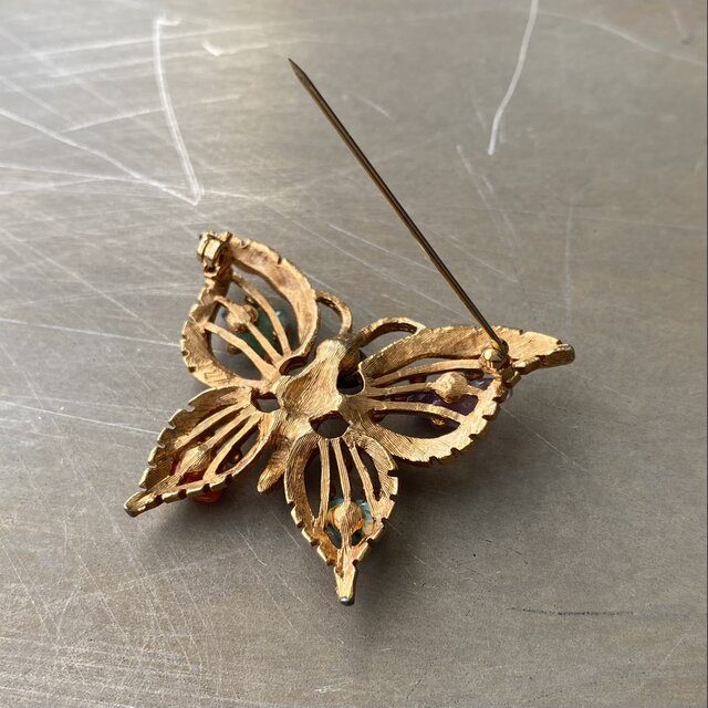 Vintage 60s-70s USA multicolor natural stone butterfly brooch