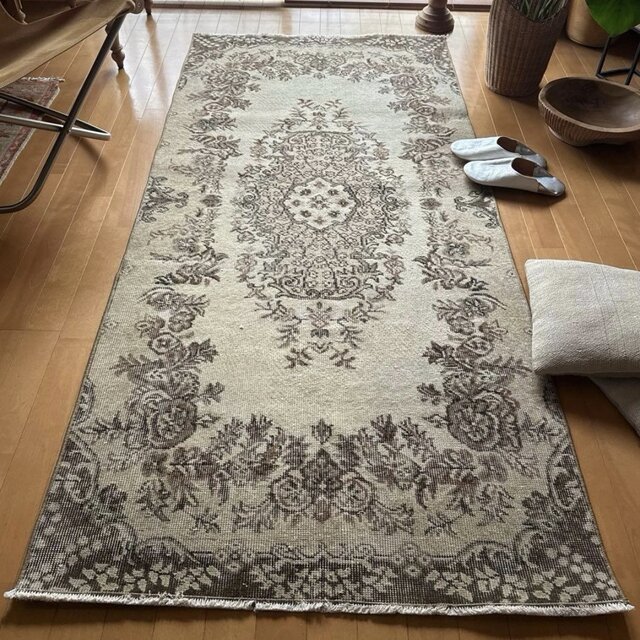 93×199 ベージュブラウン 花や実 メダリオン トルコヴィンテージラグ